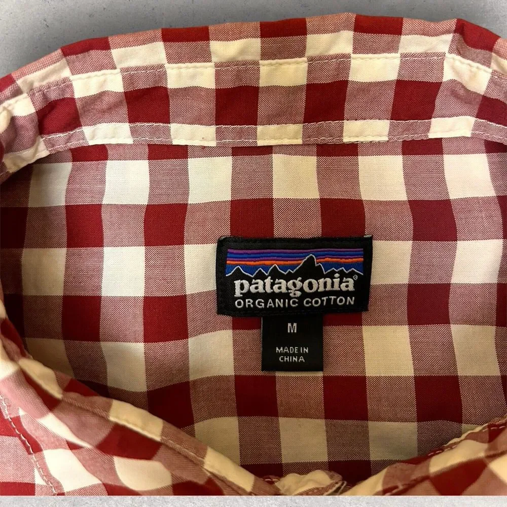 Patagonia Shirt Mens Medium Red‎ White Plaid Short Sleeve Button Up